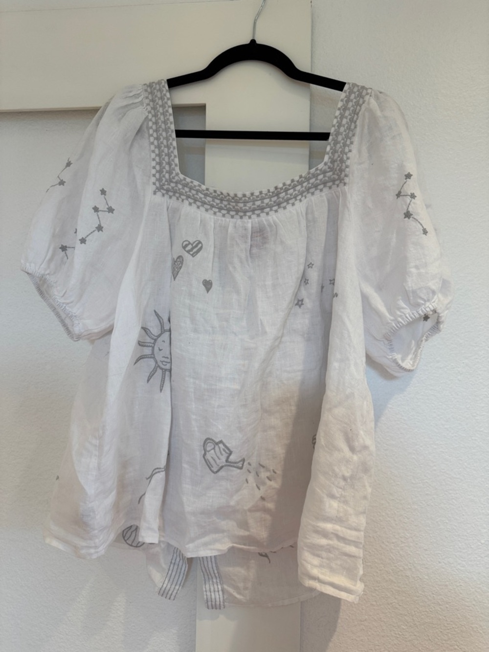 Johnny Was White Embroidered Button-Front Peasant Blouse - Picture 7 of 7